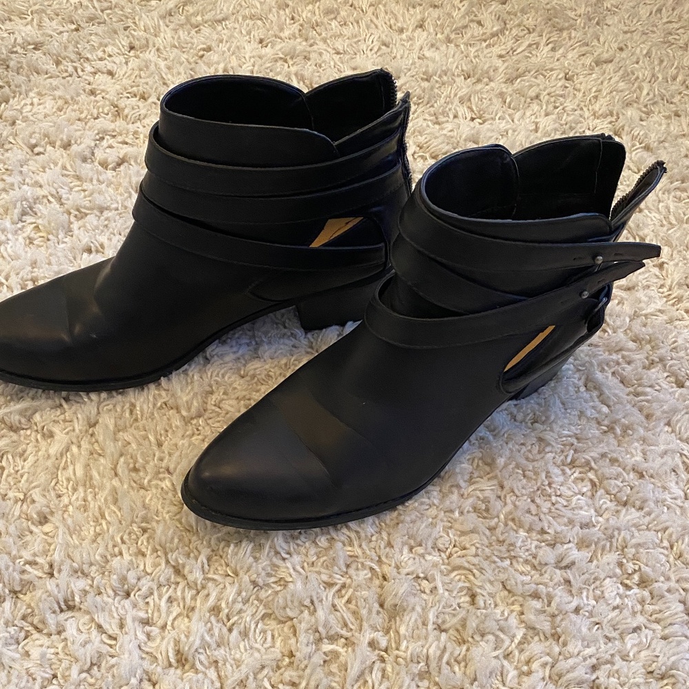 women's  justfab booties, size 10